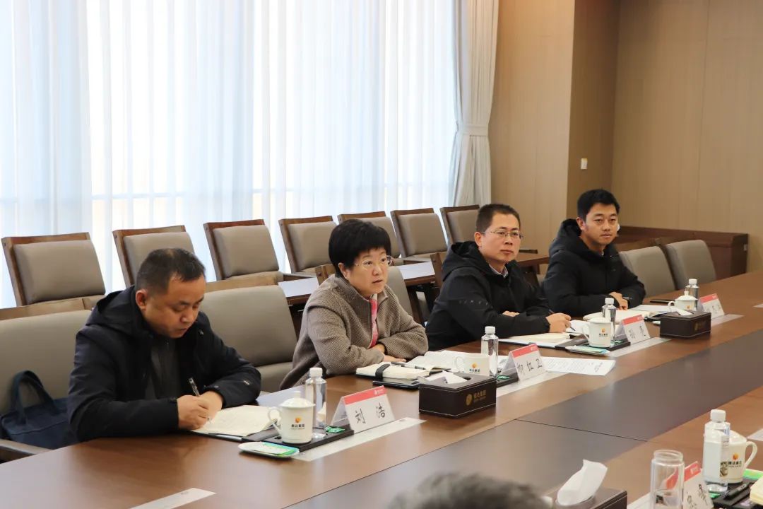 市重点项目挂图作战总指挥部到德达集团调研座谈