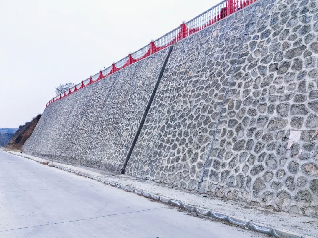 德达路桥集团域外市场添新喜